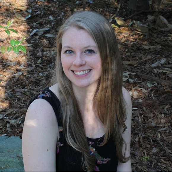 Meet your Posher, Raeann - Picture 5 of 5